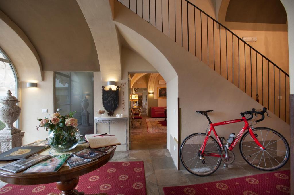 Hotel Il Campanile Cherasco Εξωτερικό φωτογραφία