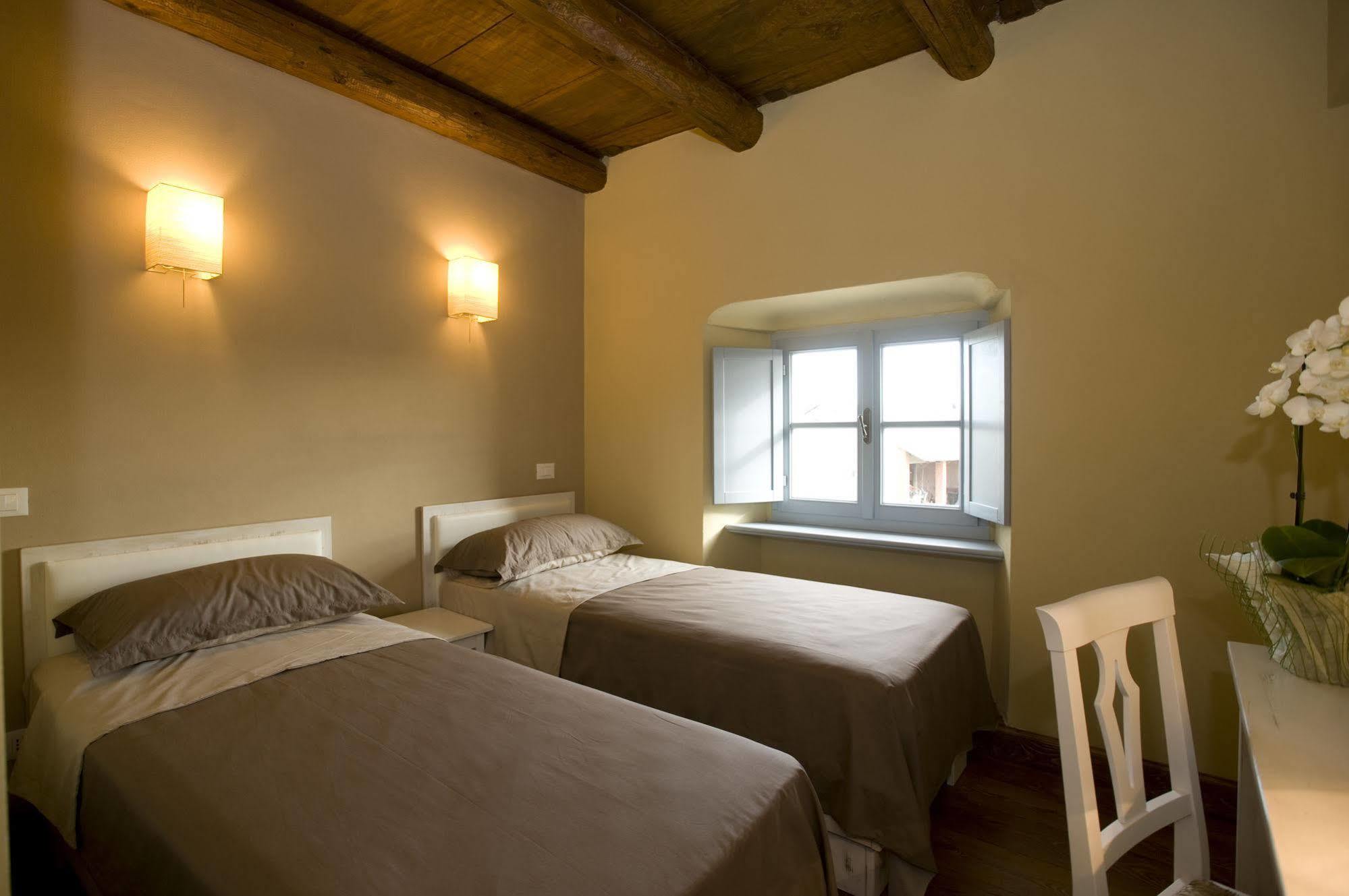 Hotel Il Campanile Cherasco Εξωτερικό φωτογραφία